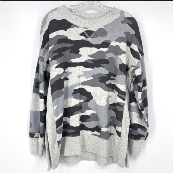 Aerie Oversized Grey Camouflage Crewneck Sweatshirt Size Small - Picture 2 of 6